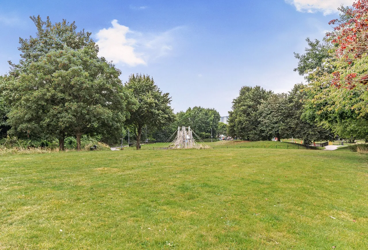 Hassell Drive, Bristol, BS2 0AJ, photo 16