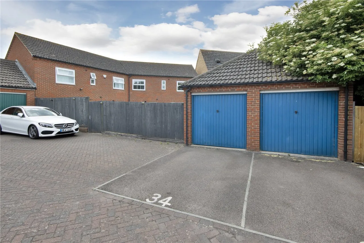 Premier Way, Kemsley, Sittingbourne, Kent, ME10, photo 17