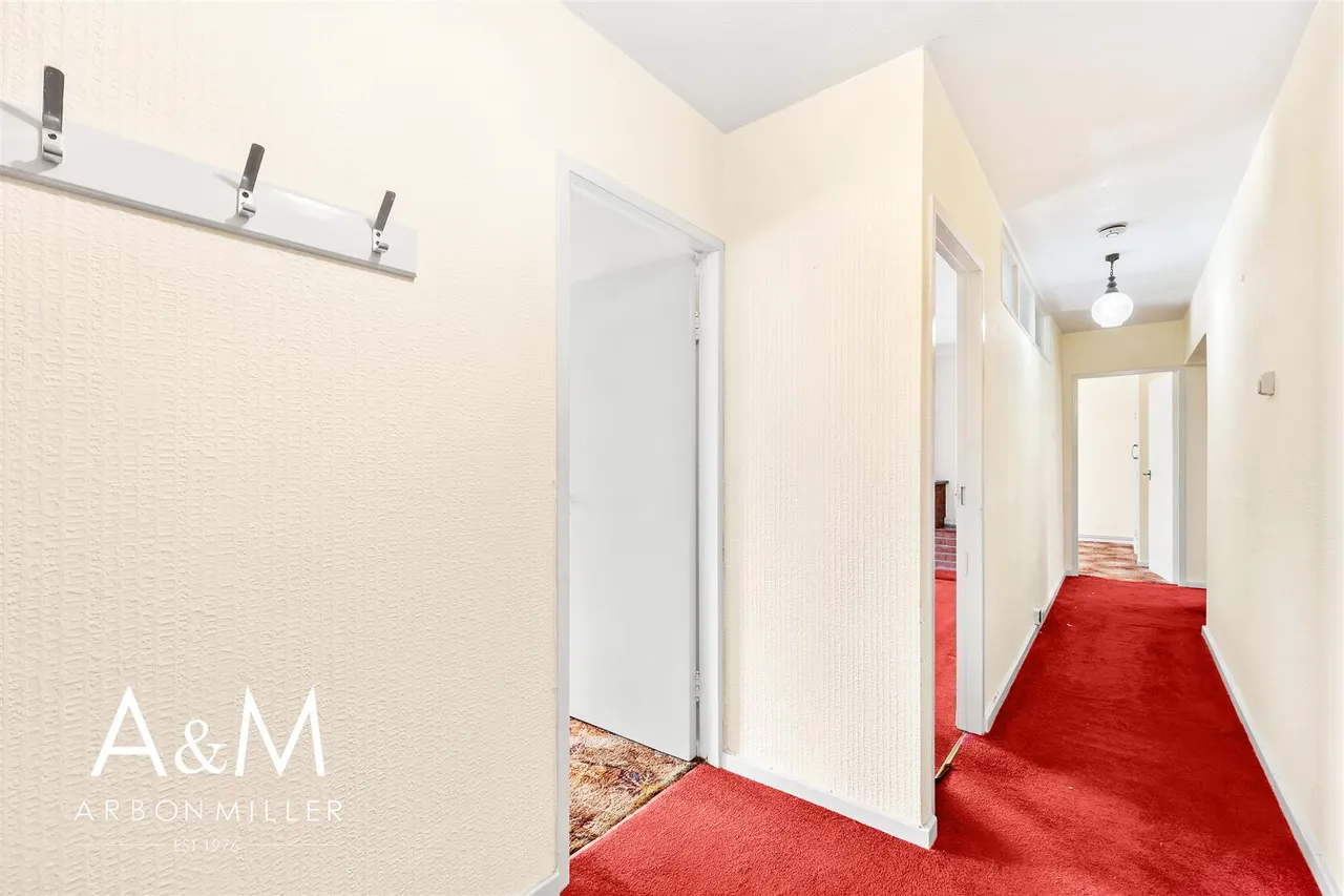Cranbrook Road, Barkingside, IG6, photo 10
