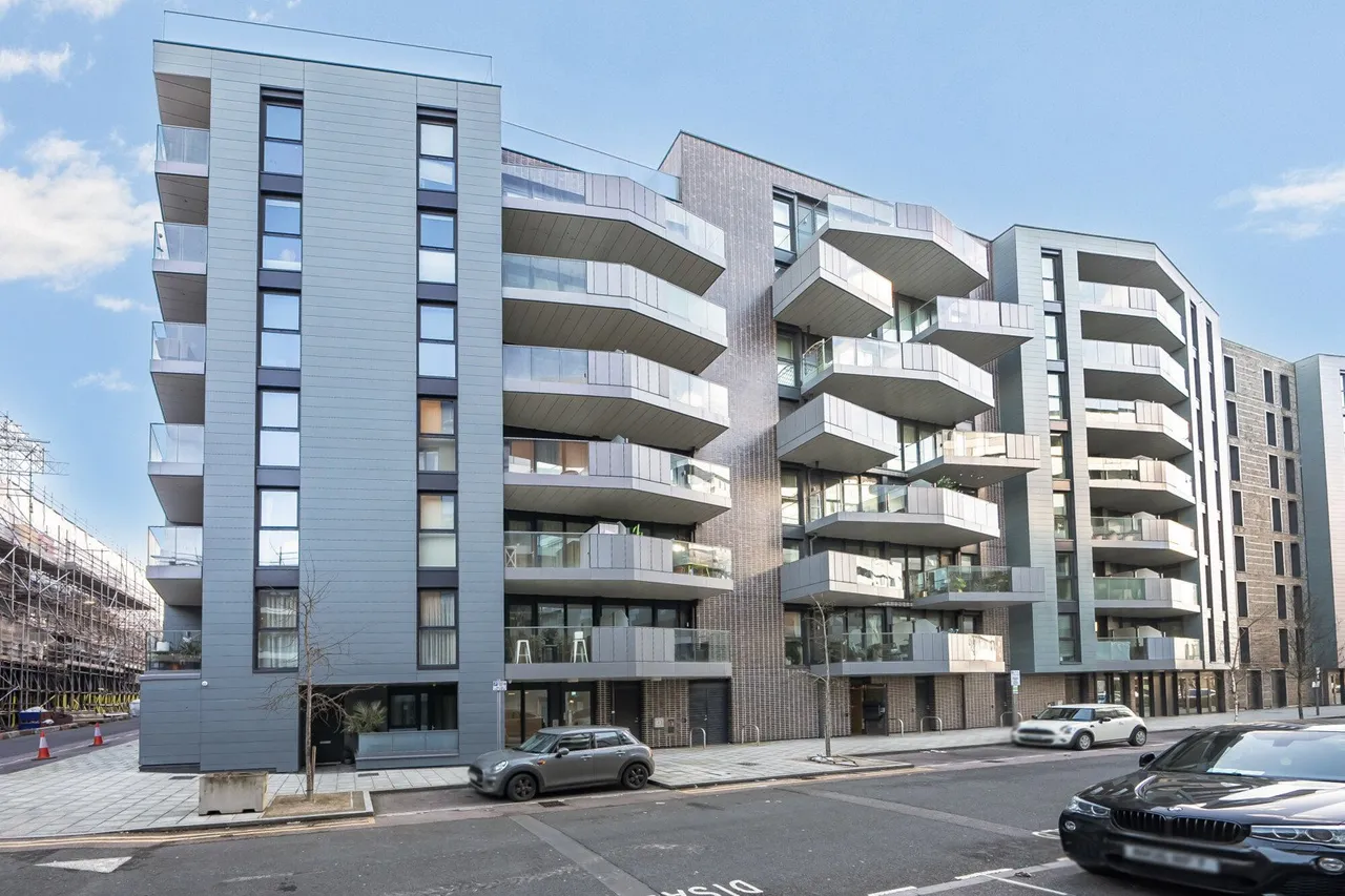Hawthorne Crescent, SE10, photo 13