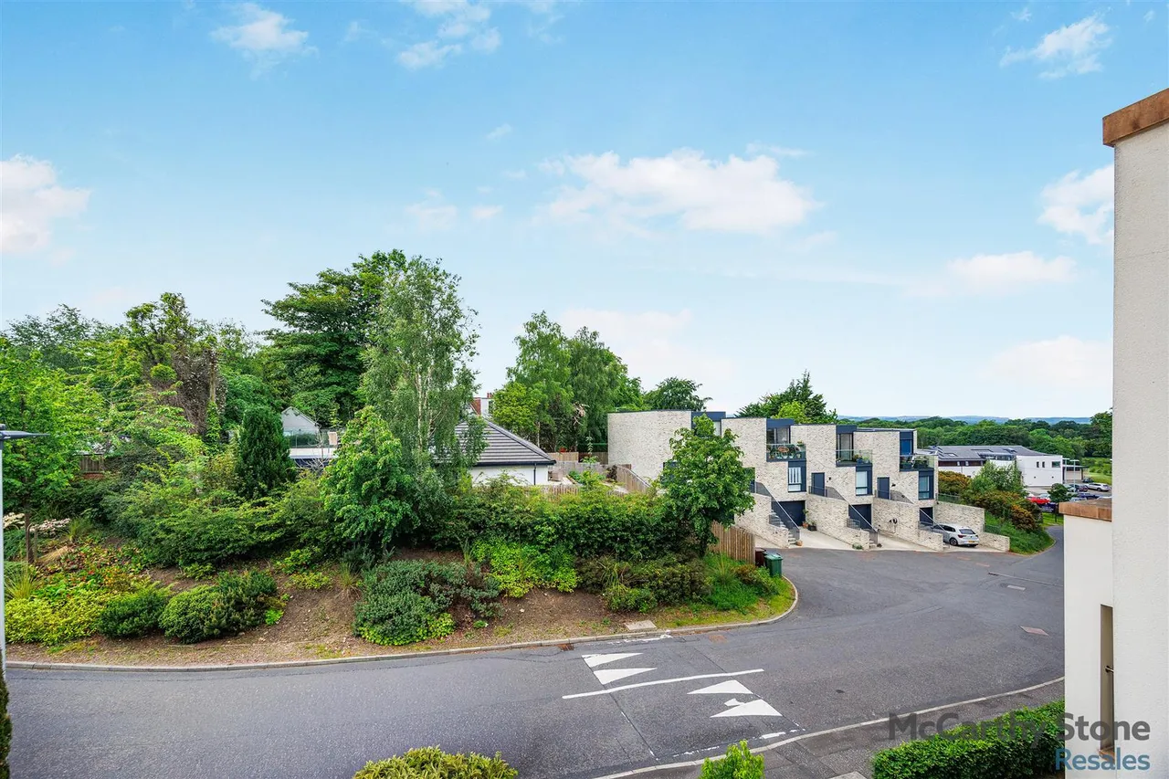 Baberton Avenue, Juniper Green, EH14, photo 15