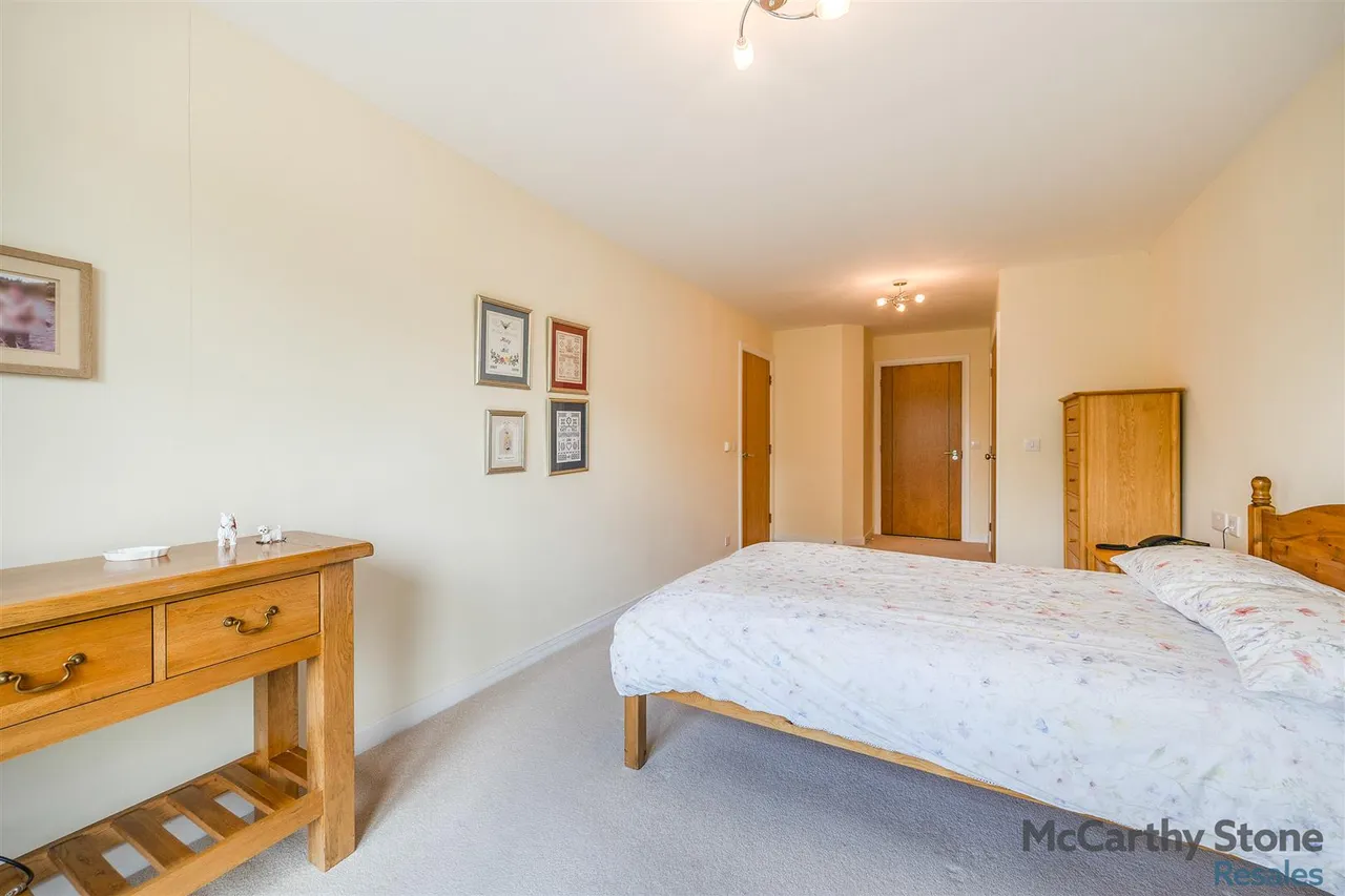 Baberton Avenue, Juniper Green, EH14, photo 8