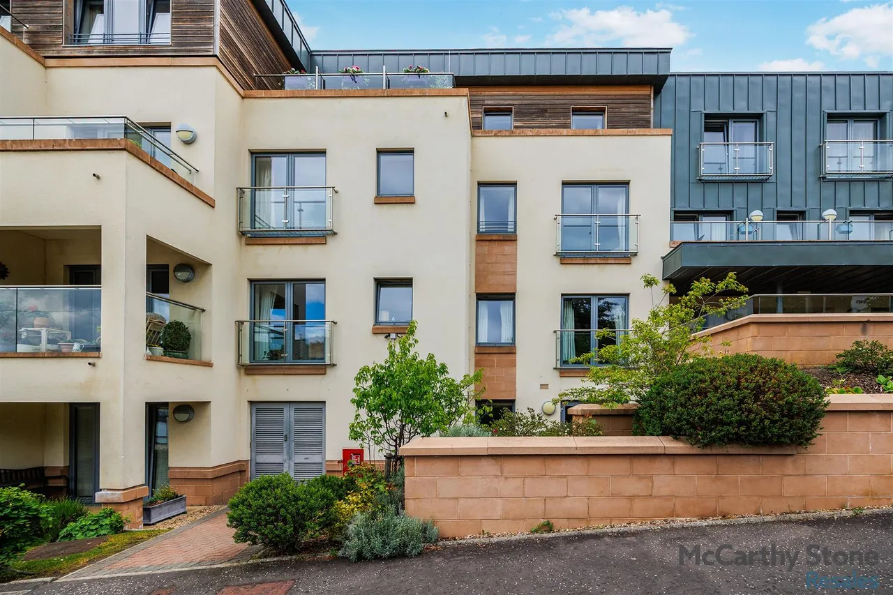 Baberton Avenue, Juniper Green, EH14, photo 4
