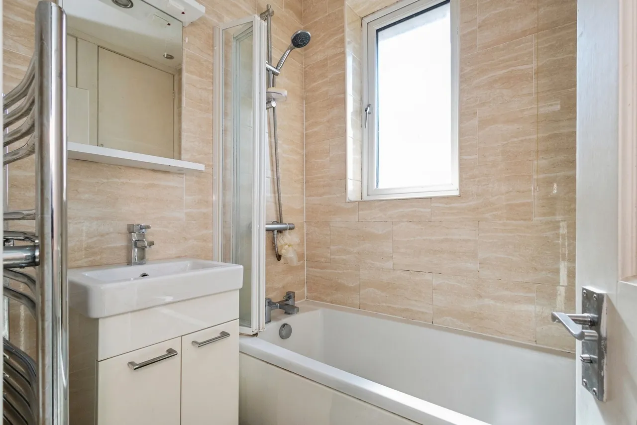 Doncaster Avenue, Manchester, Greater Manchester, M20, photo 11