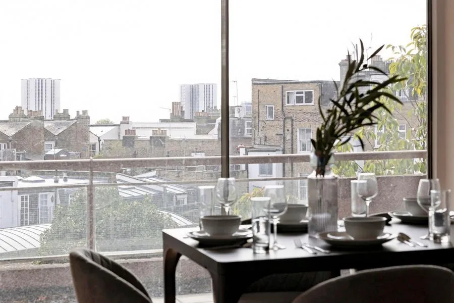 Lyndhurst Gardens, London, NW3, photo 16