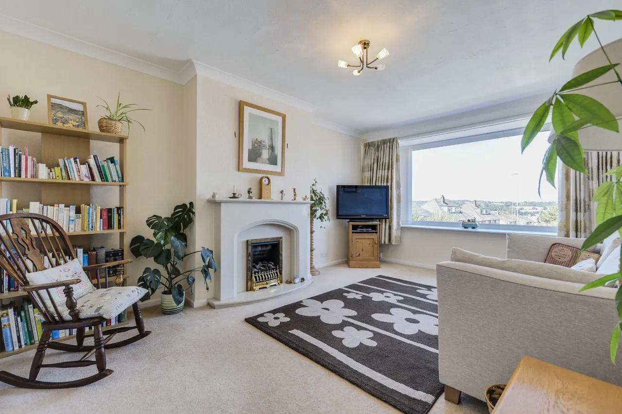 Kirkwood View, Leeds, LS16, photo 2