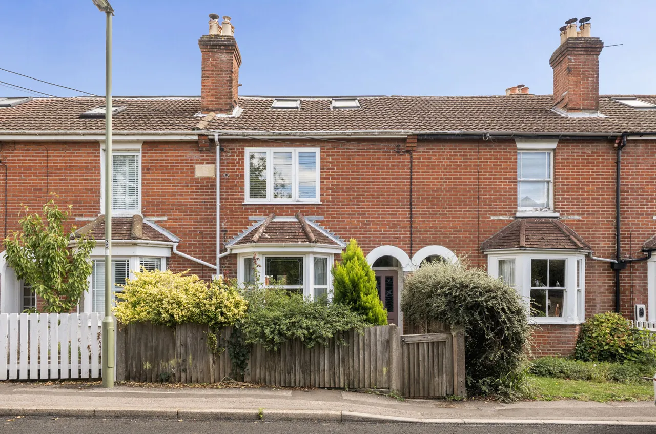 4 bed house for sale, Satchell Lane, Hamble, SO31