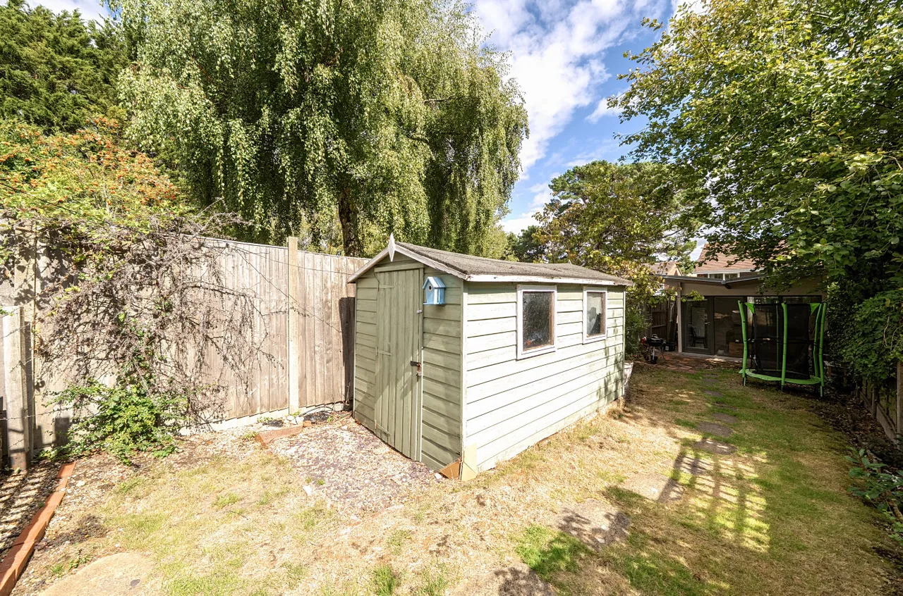 Satchell Lane, Hamble, SO31, photo 16