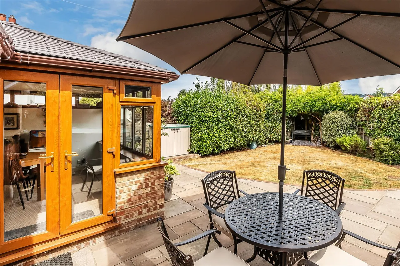 Deepdene Avenue, Dorking, RH4, photo 10