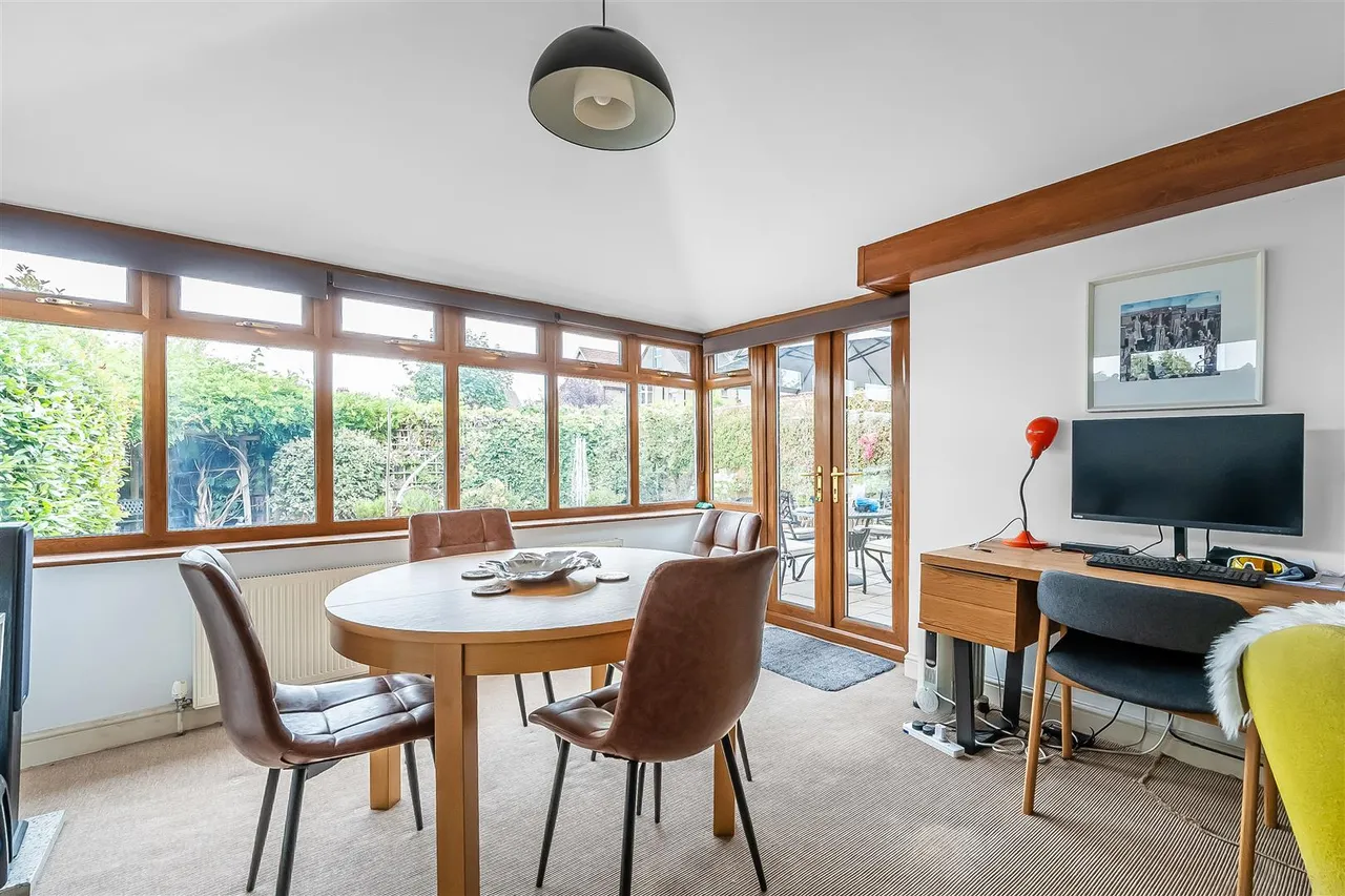 Deepdene Avenue, Dorking, RH4, photo 12