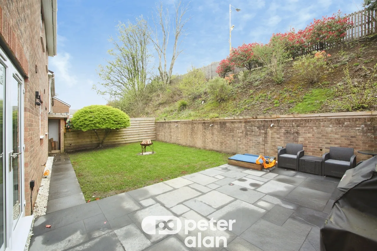 Manor Court Treharris, CF46, photo 27