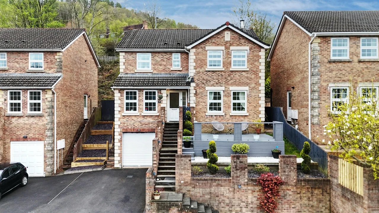 Manor Court Treharris, CF46, photo 29
