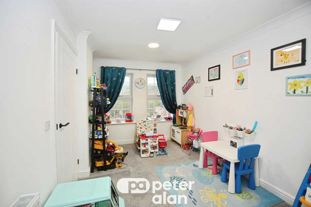 Manor Court Treharris, CF46, photo 11