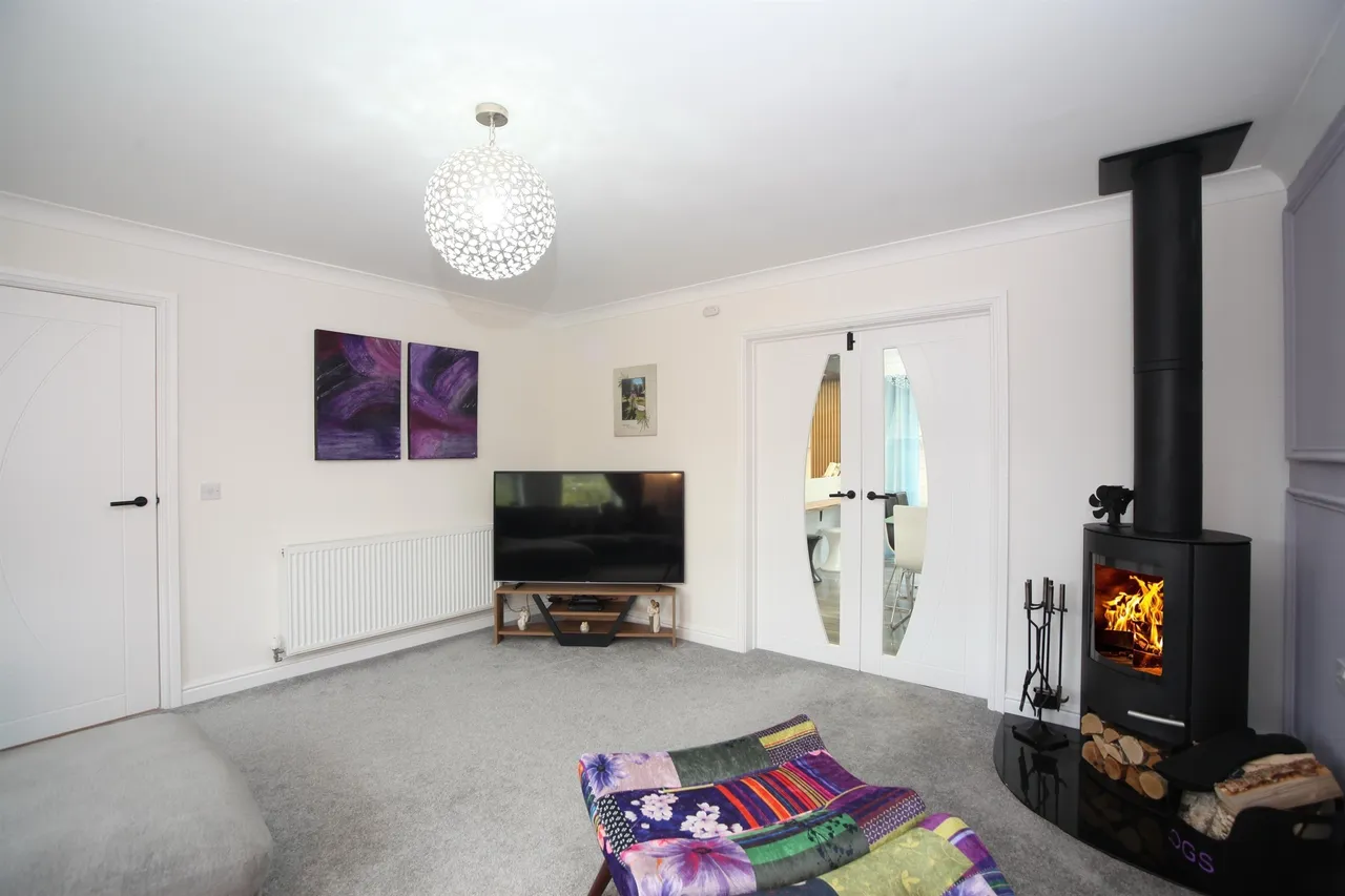 Manor Court Treharris, CF46, photo 10