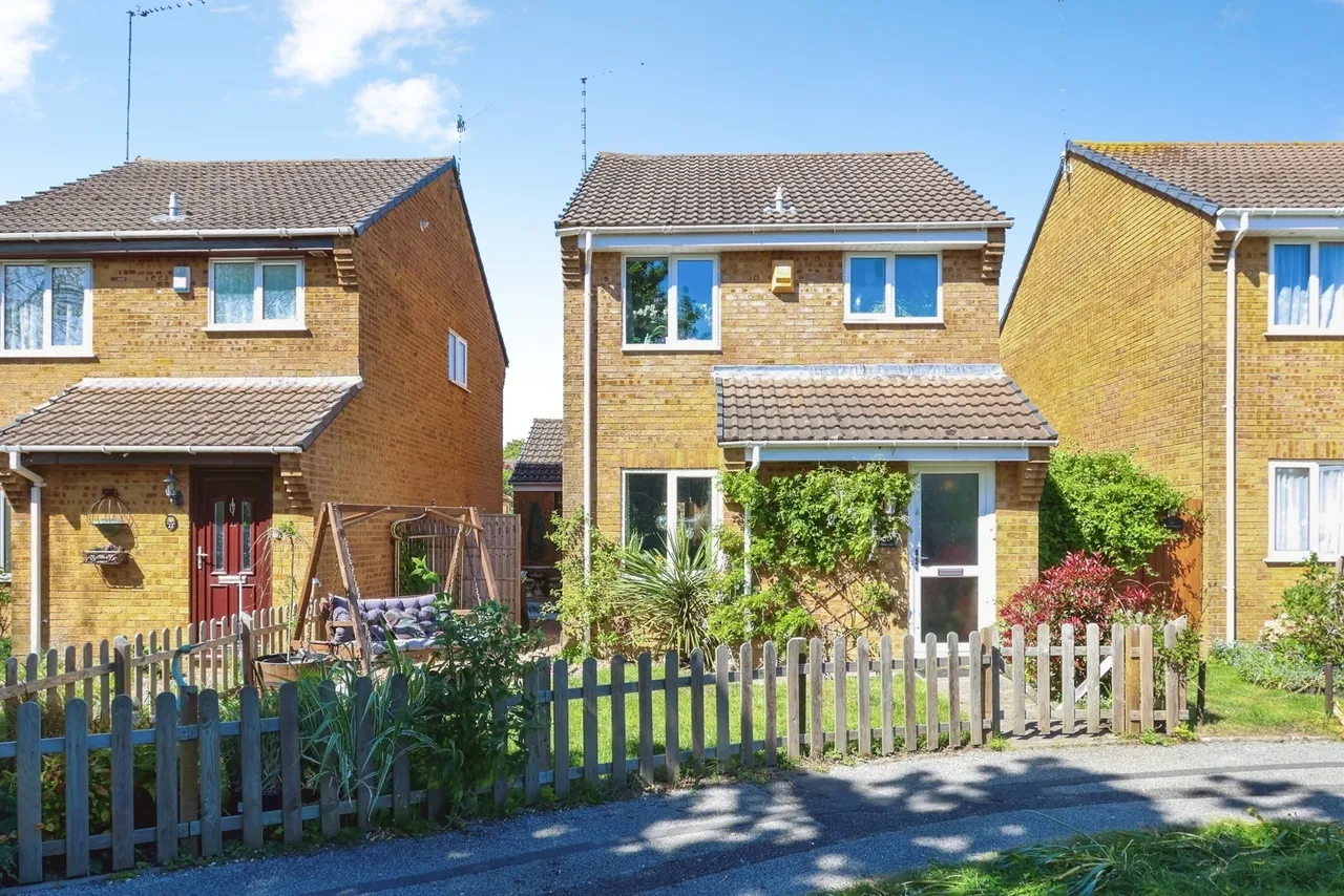3 bed house for sale, Seatown Close, Canford Heath, BH17