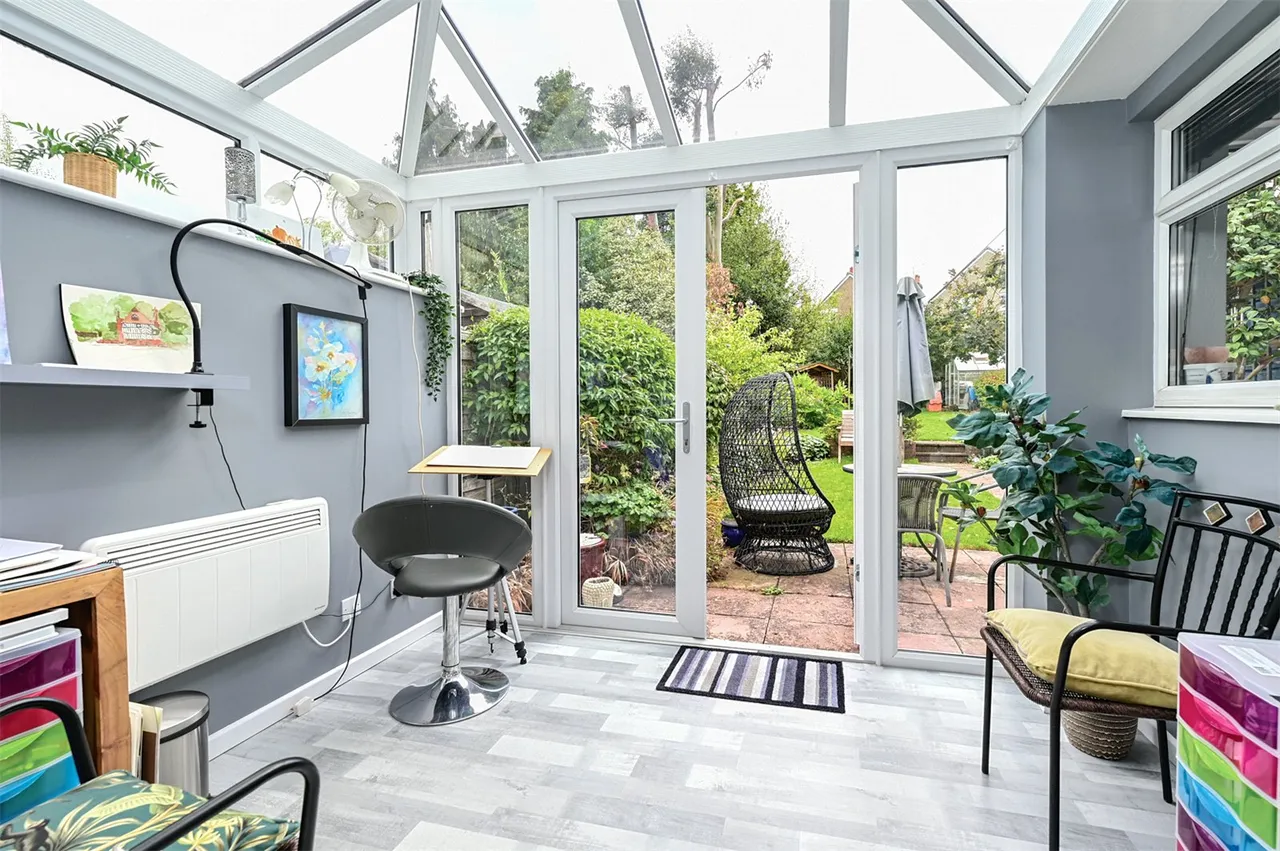 Highgate Lane, Farnborough, Hampshire, GU14 8AE, photo 7
