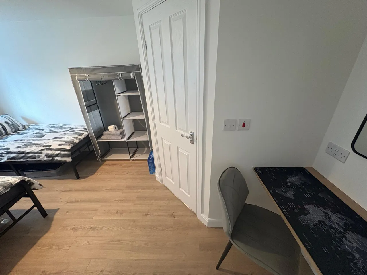 Chepstow Road, Oakley Vale, NN18, photo 5