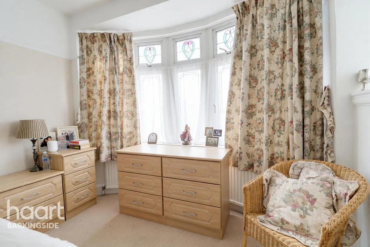Northwood Gardens, Clayhall, IG5, photo 18
