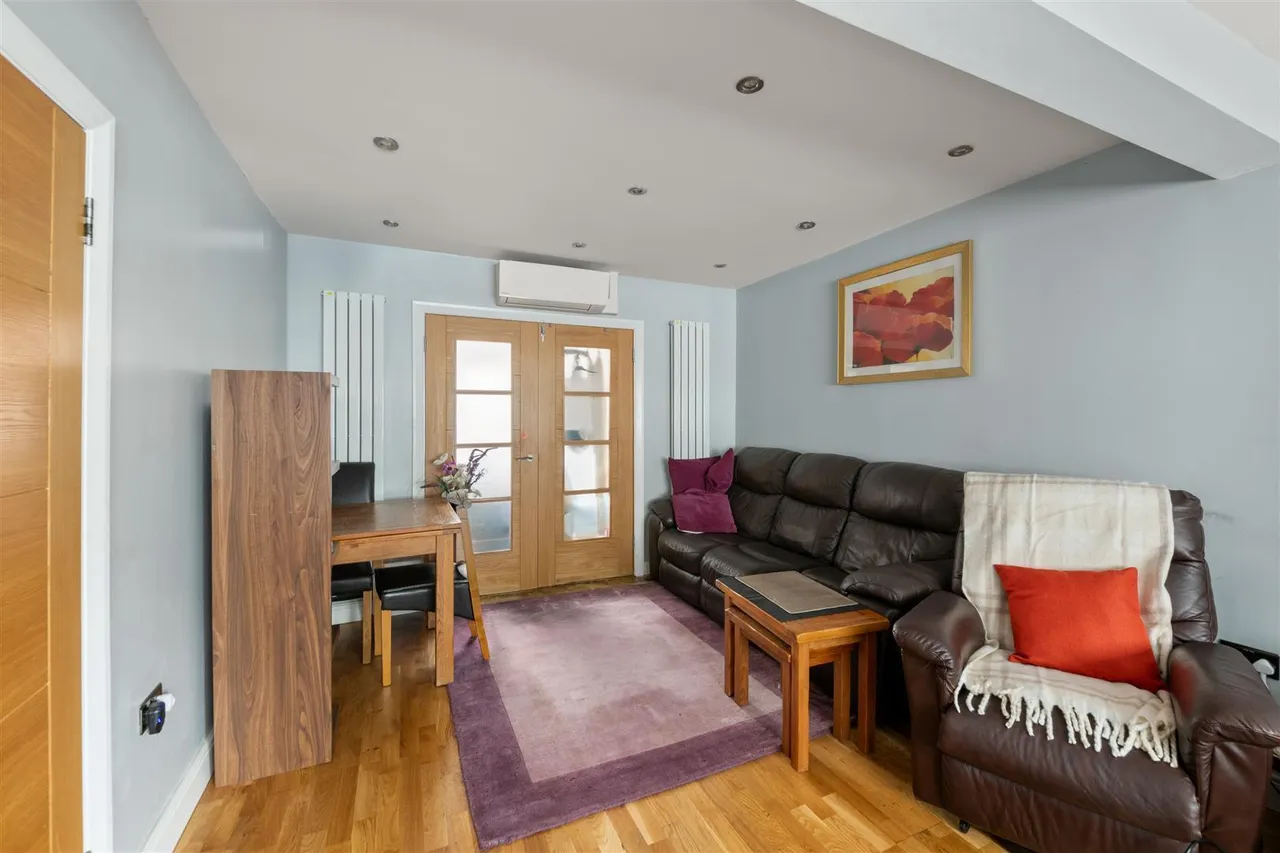 Adelphi Crescent, Hayes, photo 5