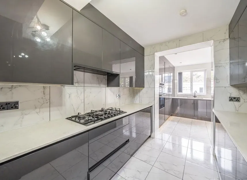 Hall Road, Isleworth, TW7, photo 3