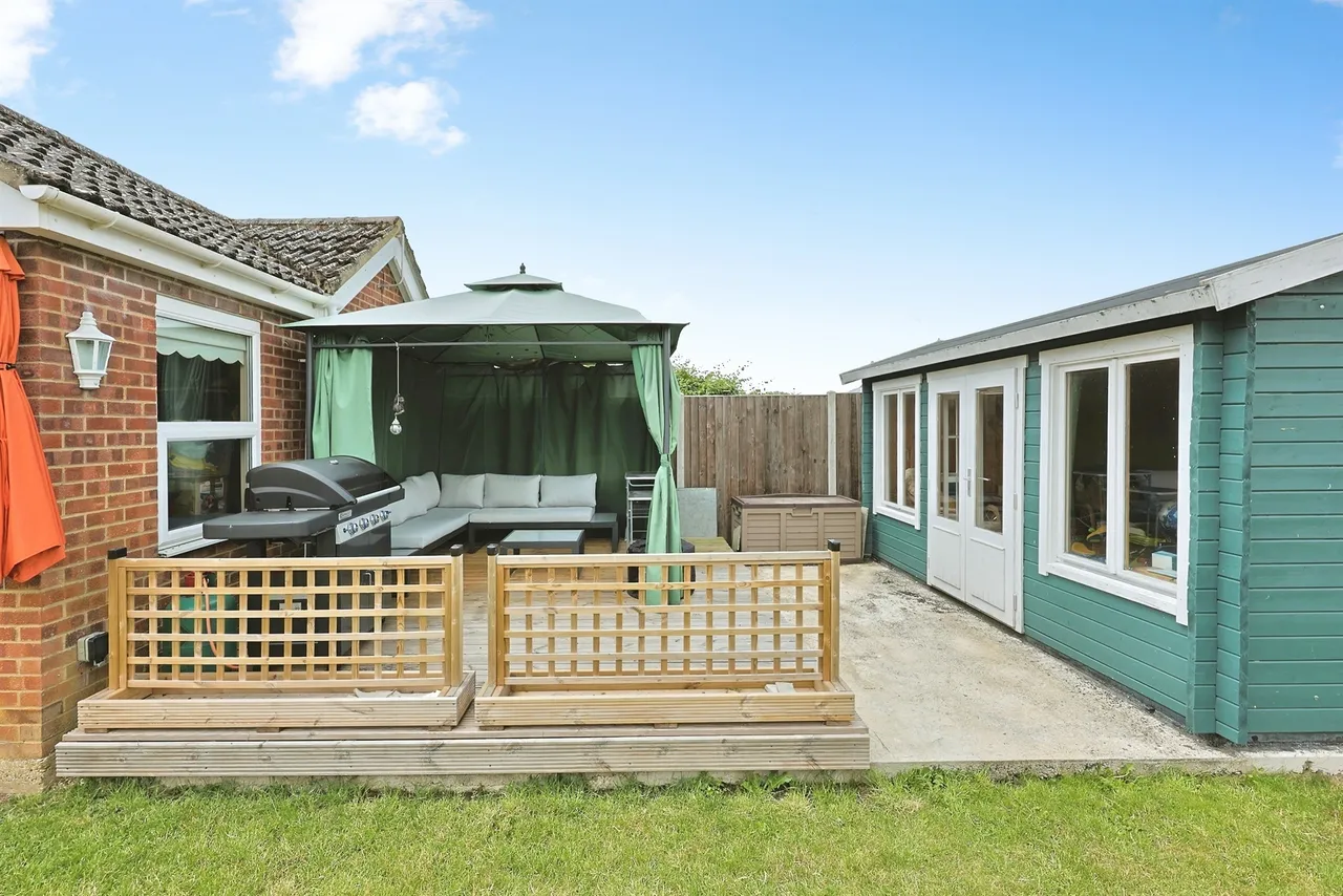 Woodfield, Dereham, NR19, photo 14