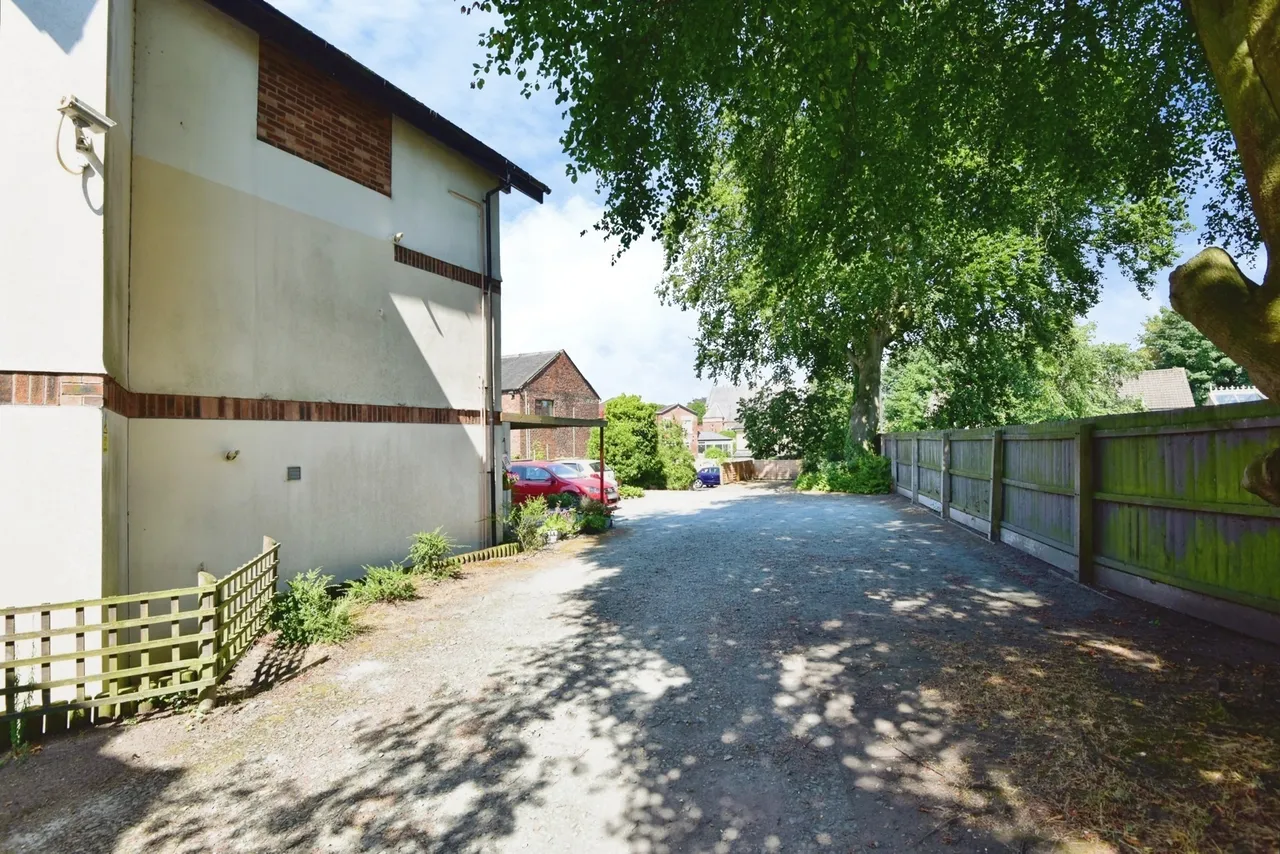 Sandbach Road South, Alsager, Stoke-on-Trent, Cheshire, ST7, photo 20