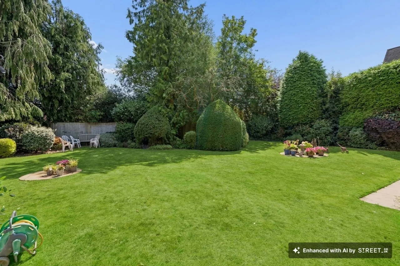 Warwick Road, Beaconsfield, HP9, photo 4