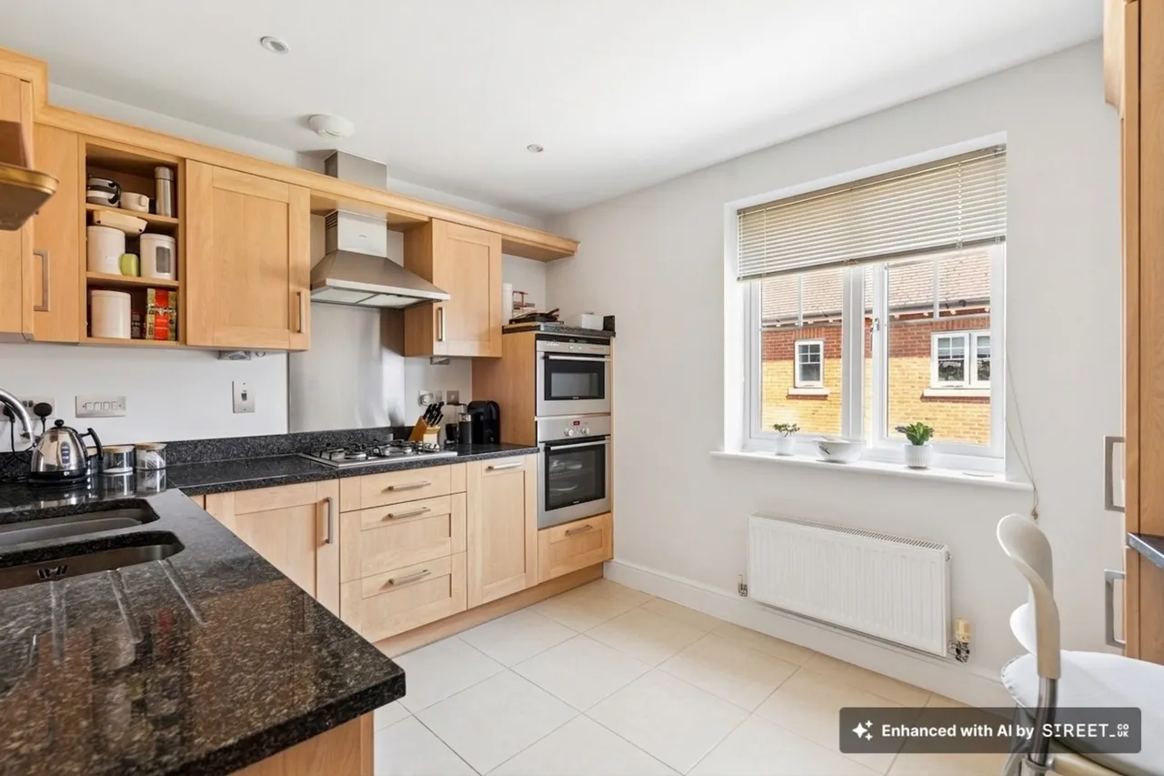Warwick Road, Beaconsfield, HP9, photo 7