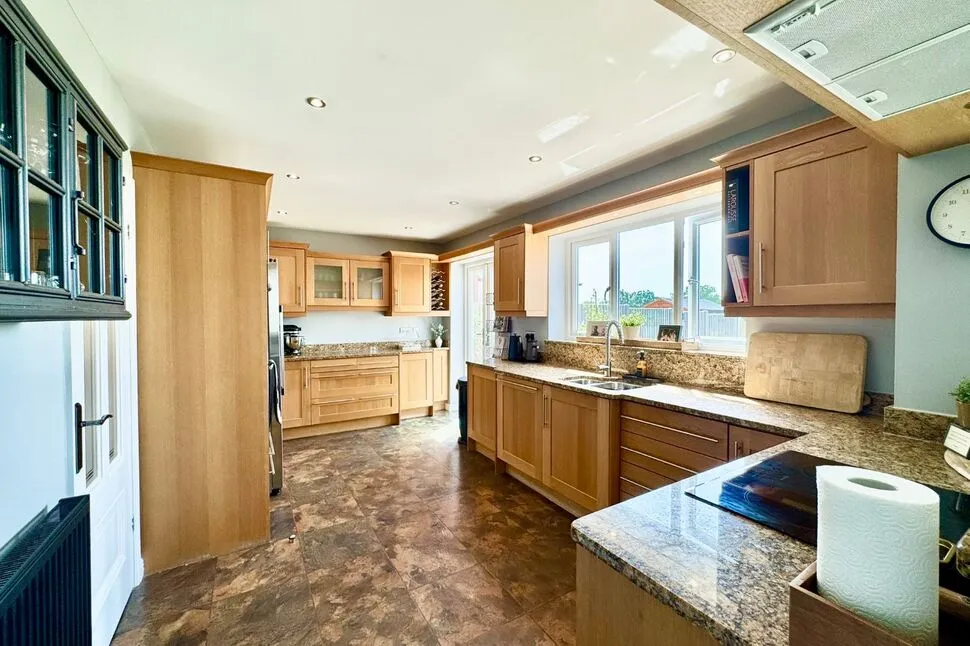 Church Way, Wybunbury, Cheshire, CW5, photo 8