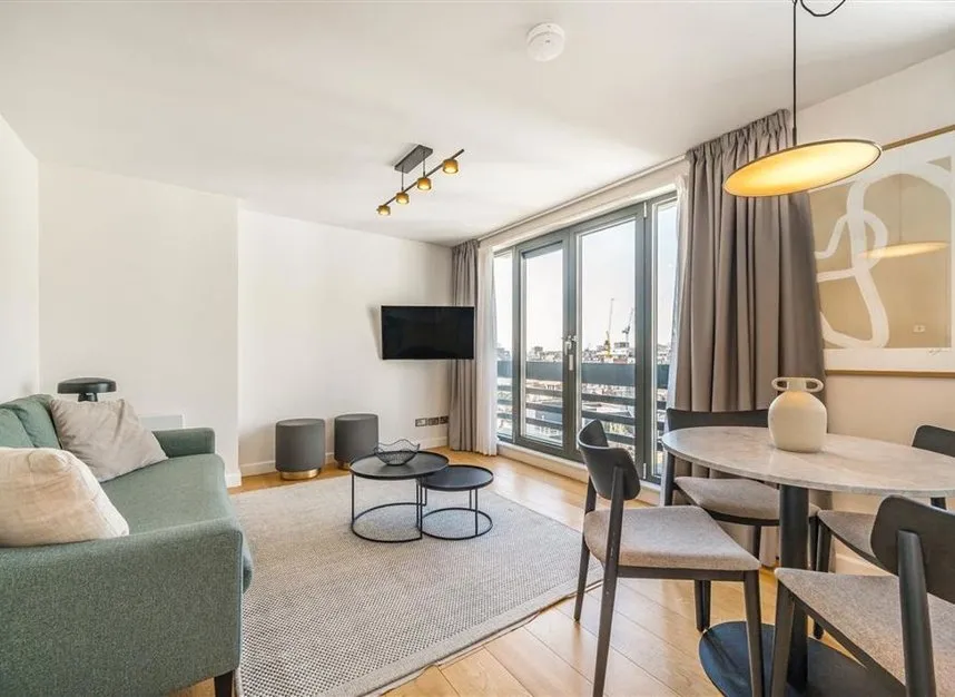 2 bed flat to rent, Tottenham Street, Fitzrovia & Covent Garden, W1T