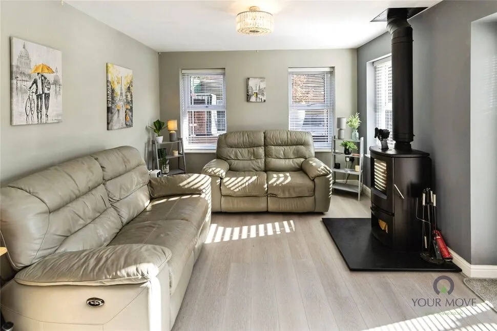 Maes Y Berwyn, Chirk, LL14, photo 4