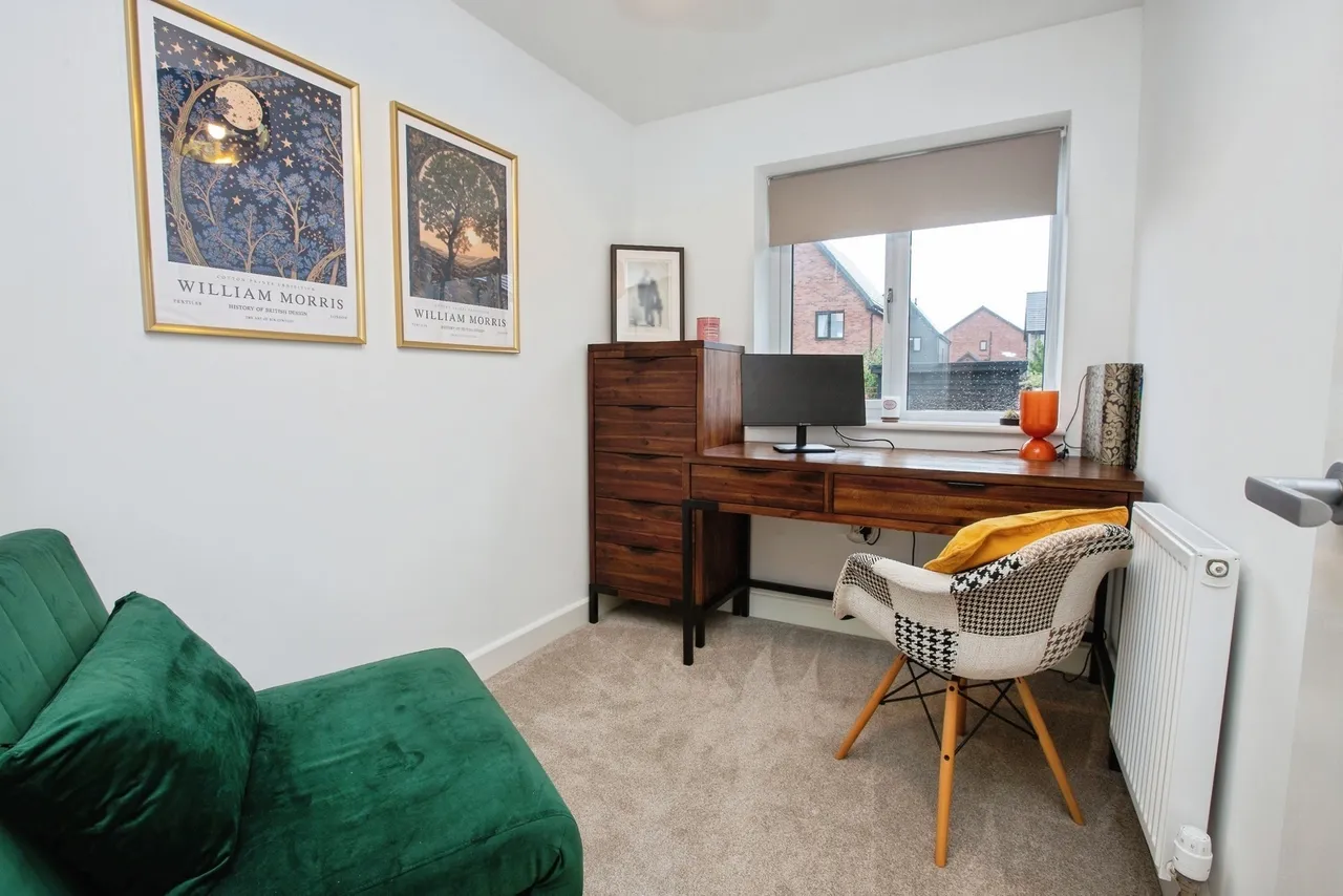 Hazel Road, Chesterfield, Derbyshire, S45, photo 14
