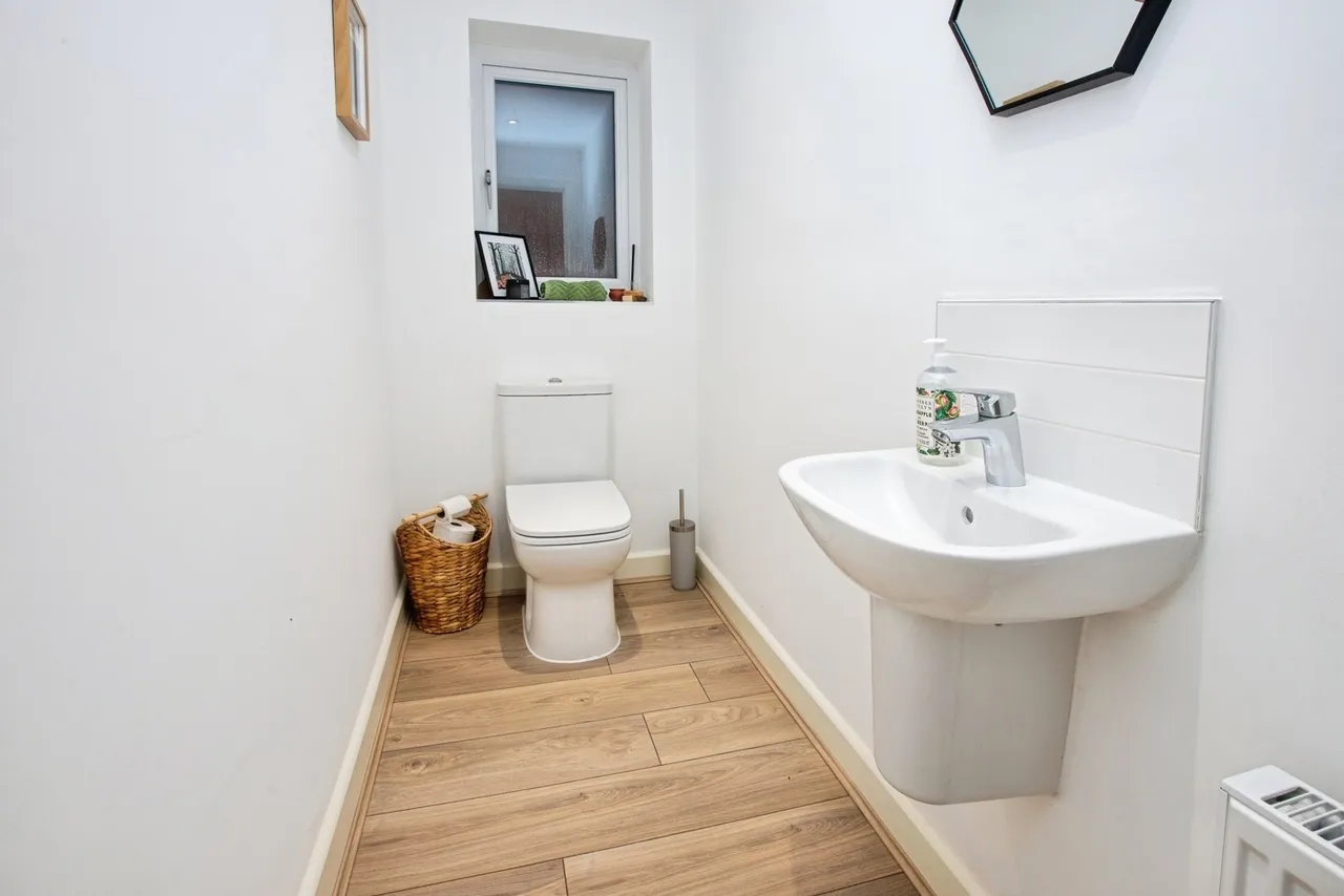 Hazel Road, Chesterfield, Derbyshire, S45, photo 7