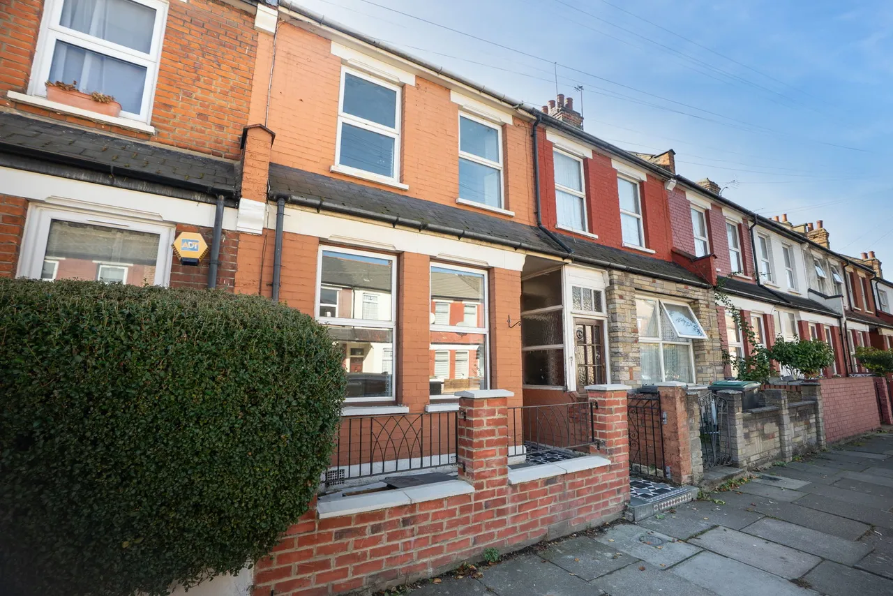 Seymour Avenue, London, N17, photo 24