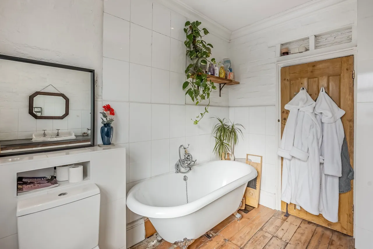 Seymour Avenue, London, N17, photo 17