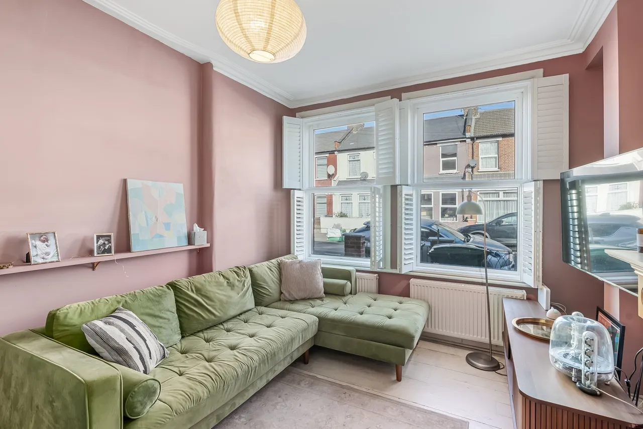 Seymour Avenue, London, N17, photo 2