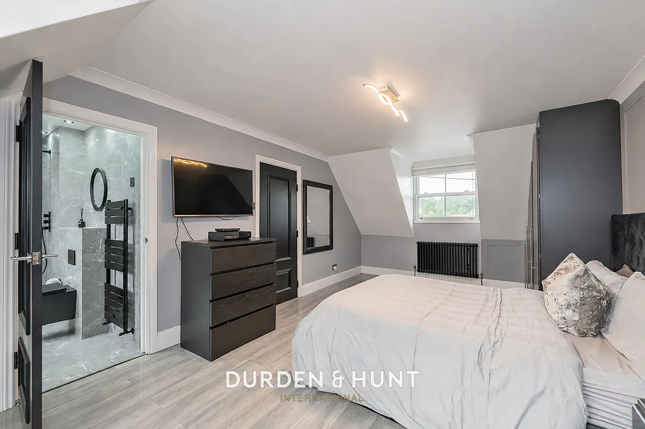 Thames View, Langdon Hills, SS16, photo 29