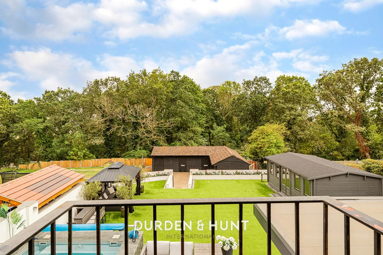 Thames View, Langdon Hills, SS16, photo 31