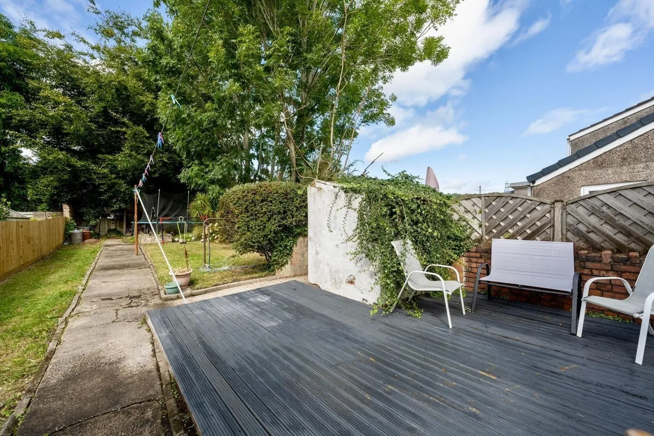 Clydach Road, Swansea, SA6, photo 5