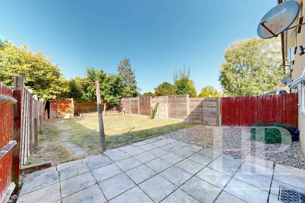 Woodfield Close, Crawley, RH10, photo 17