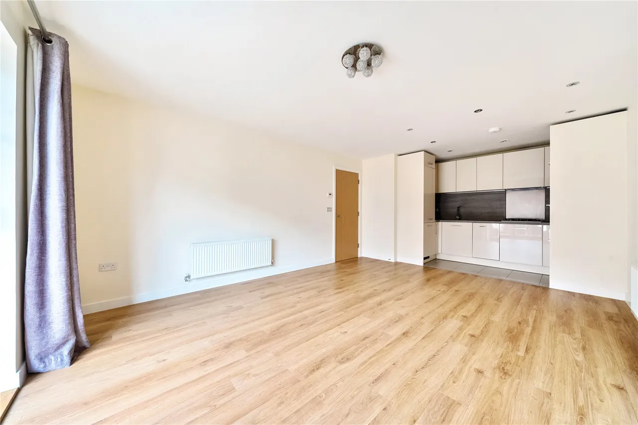 Eden Road, Dunton Green, Sevenoaks, Kent, TN14 5FY, photo 2
