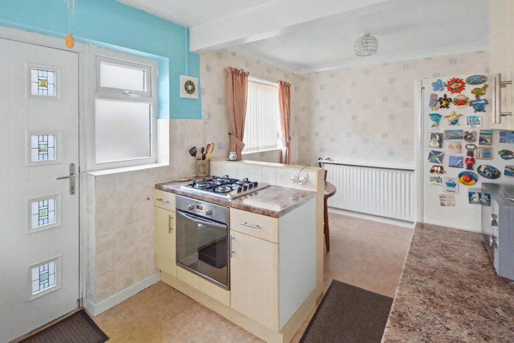 Granny Lane, Wortley, LS12, photo 12