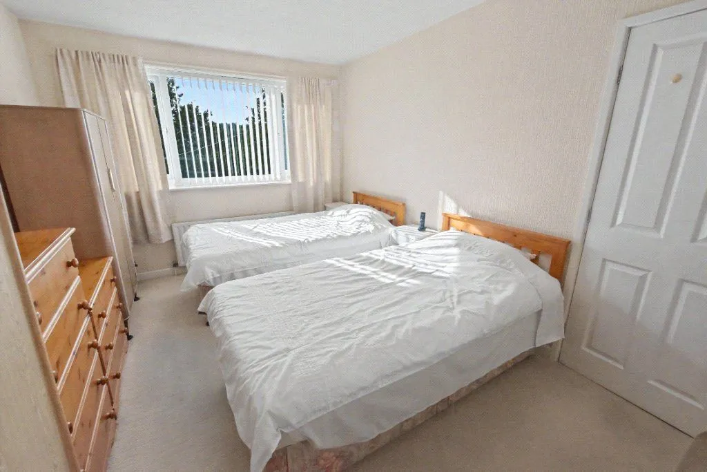 Granny Lane, Wortley, LS12, photo 13