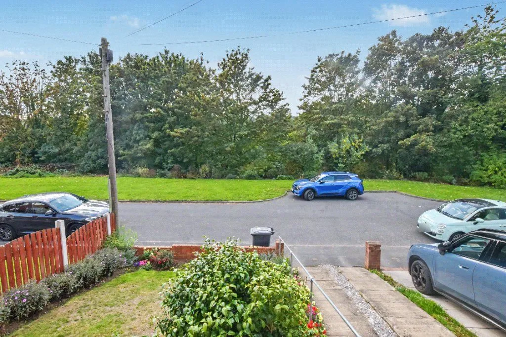 Granny Lane, Wortley, LS12, photo 17