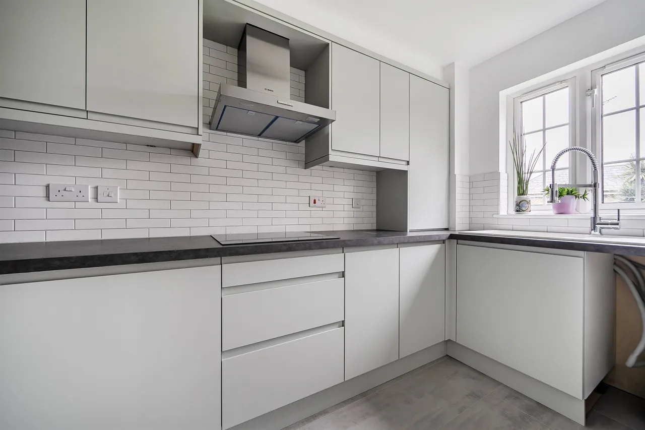 Cunard Crescent, London, N21, photo 4