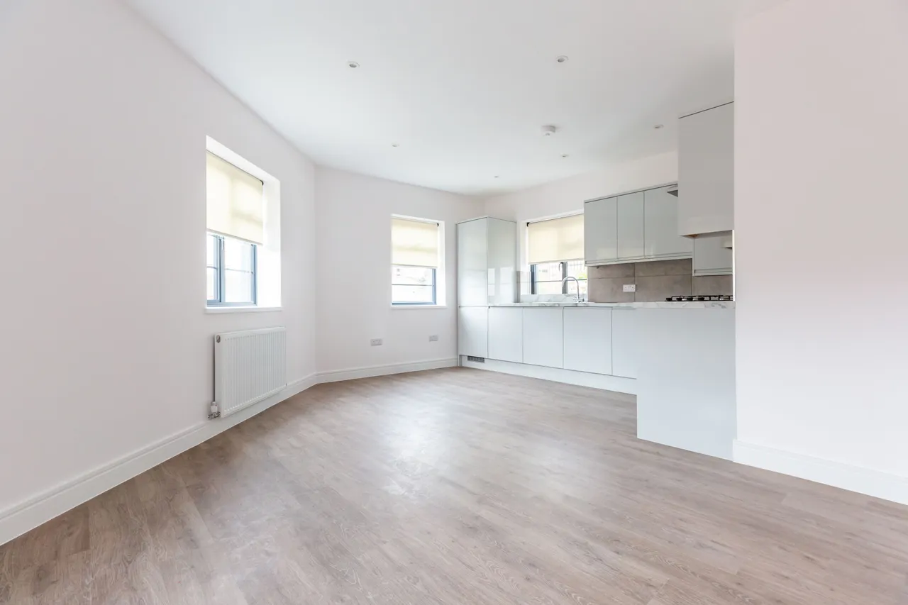 7 Gladstone House, High Road, London, photo 6