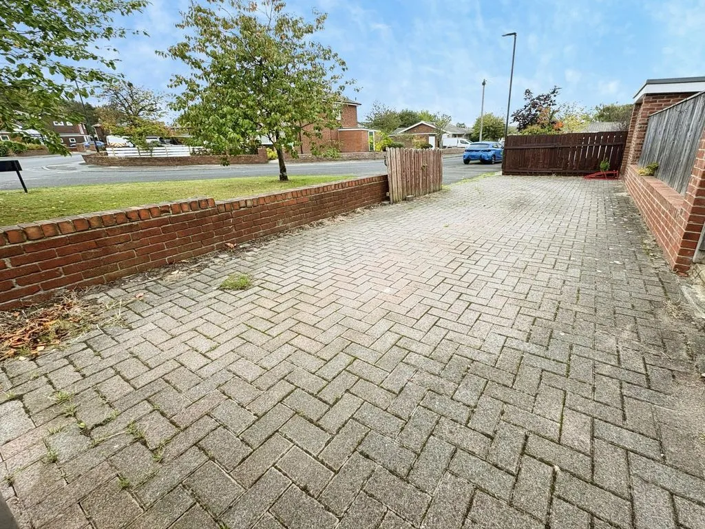 Newcastle Upon Tyne NE12 9RE, NE12, photo 10