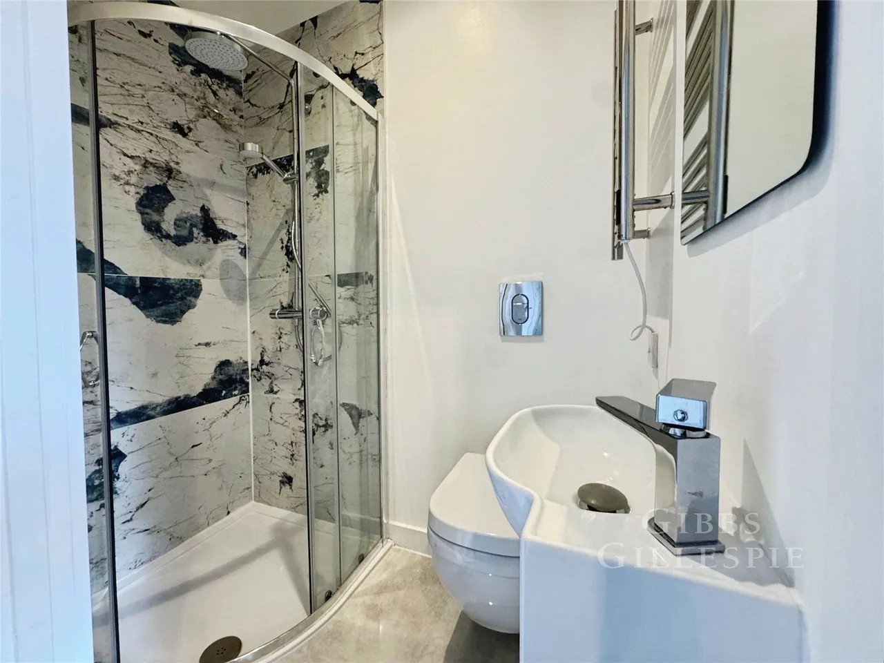Bond Street, London Fees Apply, W5, photo 3