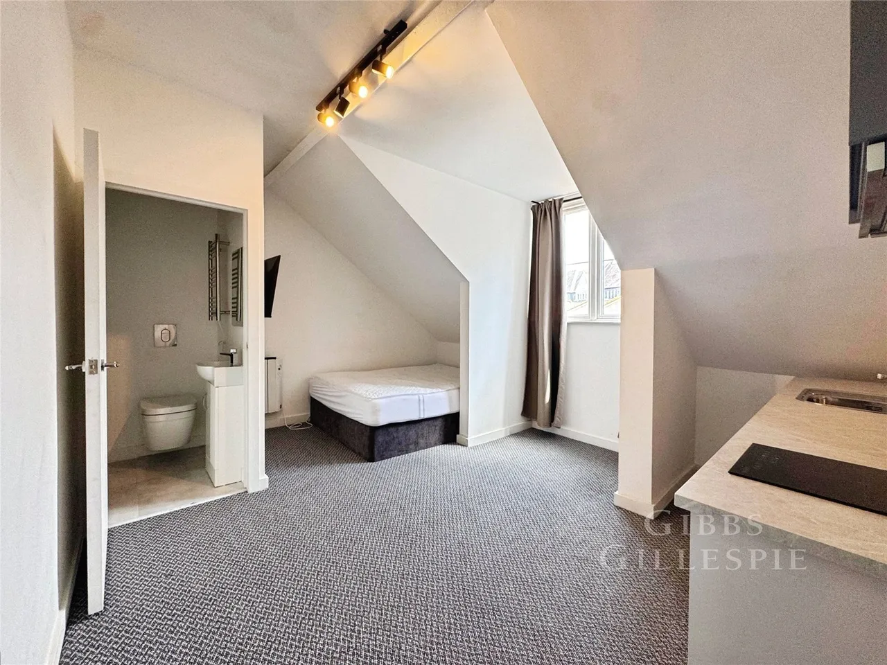 1 bed flat to rent, Bond Street, London Fees Apply, W5