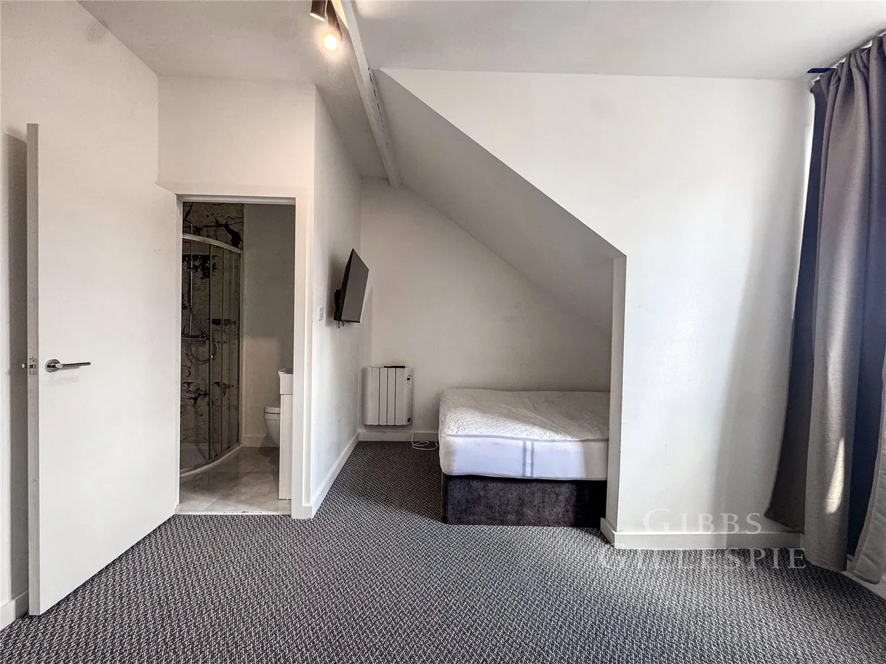 Bond Street, London Fees Apply, W5, photo 4